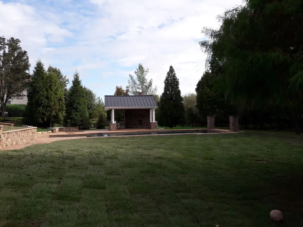 Trusted lawn mowing service experts serving Horsham, PA - Frazier Landscapers