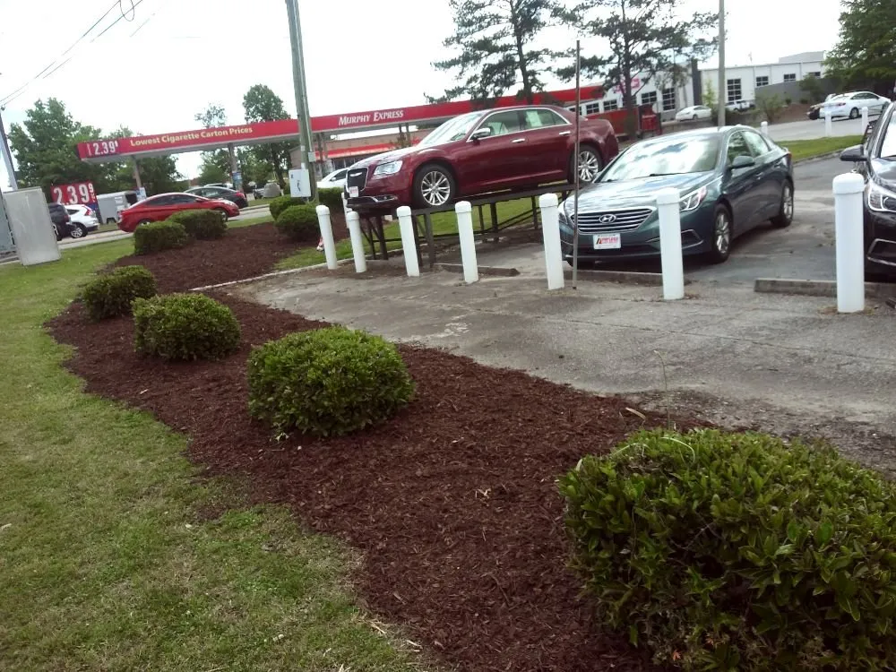 Top-rated lawn mowing service in Summerville, SC - Frazier's Lawn Management