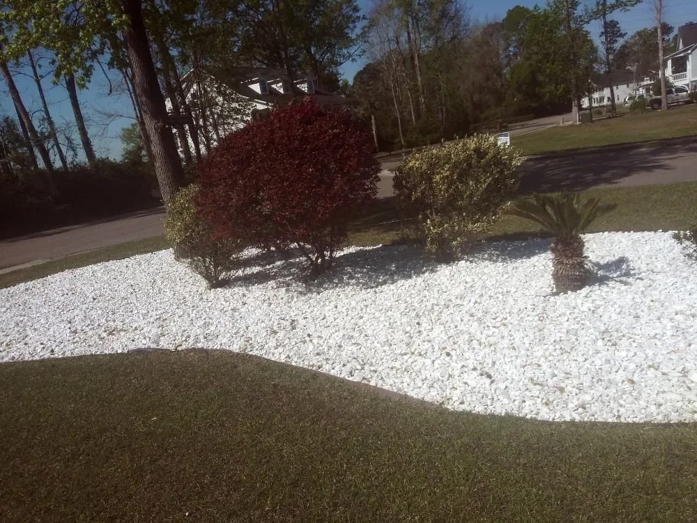 Expert garden landscaping in Summerville, SC - Frazier's Lawn Management