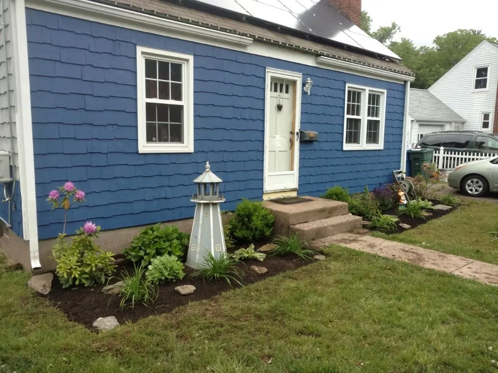 Trusted garden landscaping in Manchester, CT by Freddies Landscaping Services