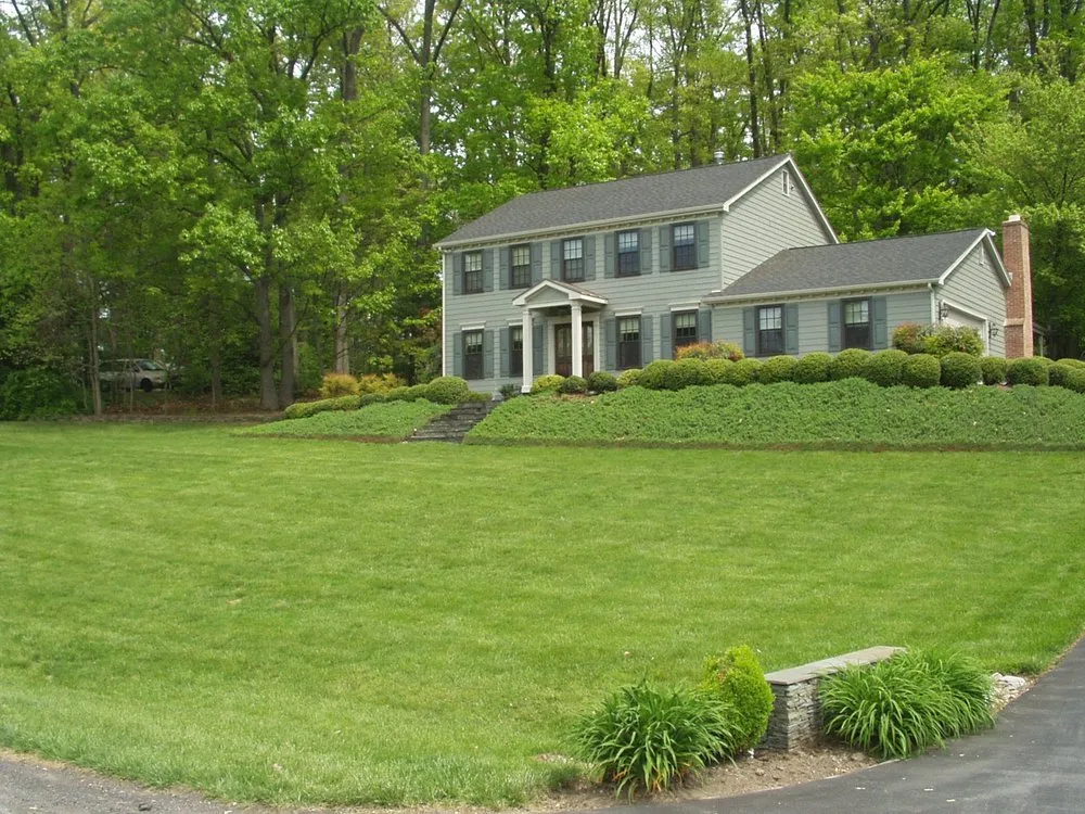 Custom lawn mowing service in New Windsor, MD by Frederick Landscaping