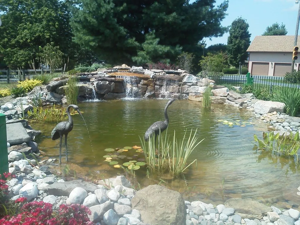 Custom lawn care service experts serving New Windsor, MD - Frederick Landscaping