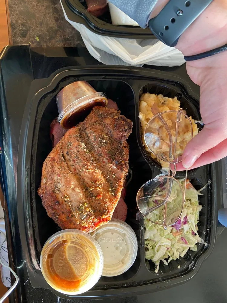 Trusted yard maintenance experts serving Corning, CA - Frederic's Landscape & Tree Service