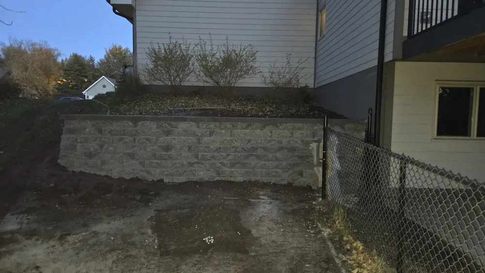 Top-rated yard cleanup service experts serving Lakeville, MN - Fredrickson Lawn & Landscape