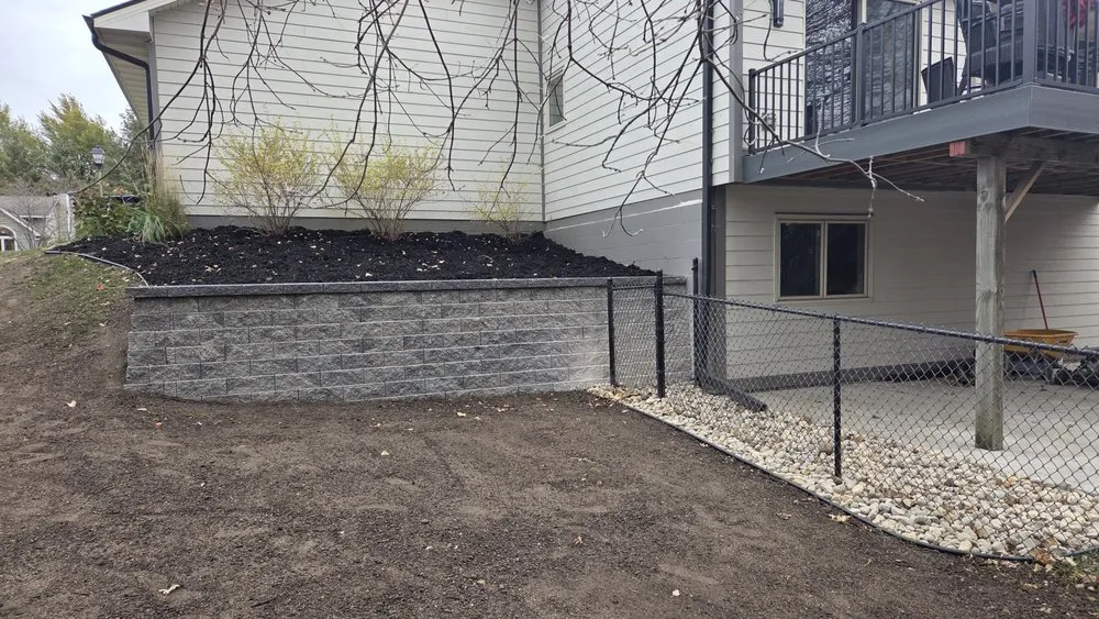 Affordable yard maintenance in Lakeville, MN - Fredrickson Lawn & Landscape