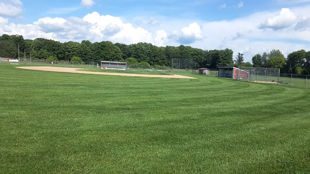 Expert lawn mowing service in Grand Rapids, MI - Fred's Landscape And Recycle