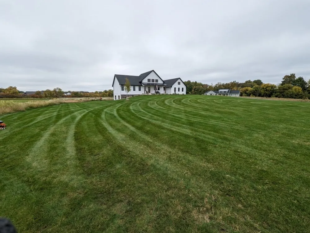 Custom yard maintenance in Grand Rapids, MI - Fred's Landscape And Recycle