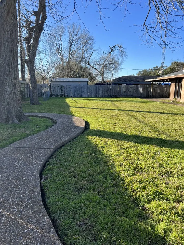 Local landscape installation for residential properties across Corpus Christi, TX - Fred’s lawn care