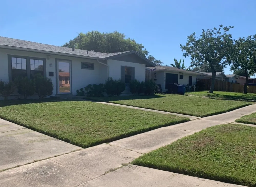 Affordable residential landscaping experts serving Corpus Christi, TX - Fred’s lawn care