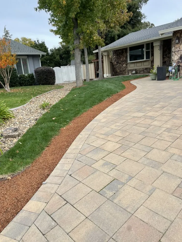 Local outdoor landscaping for homes in Hayward, CA by Fredy Martinez Landscaping Maintenance