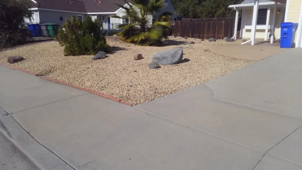 Affordable lawn care service in Oceanside, CA by Fredy's Landscaping & Gardening