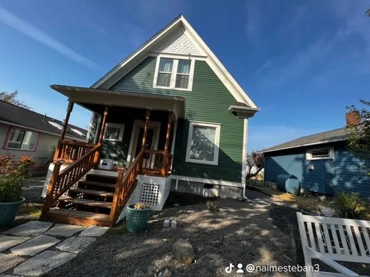 Fredy's Landscaping and Painting Service Logo