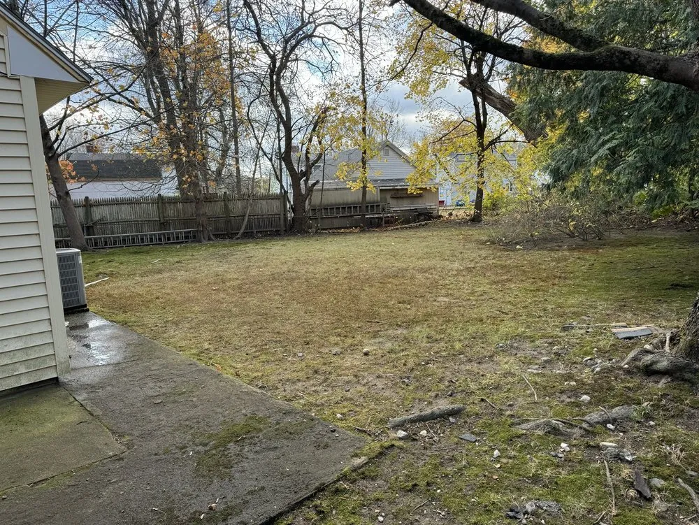 Top-rated lawn care service experts serving Woburn, MA - Fredy’s Lansdcaping