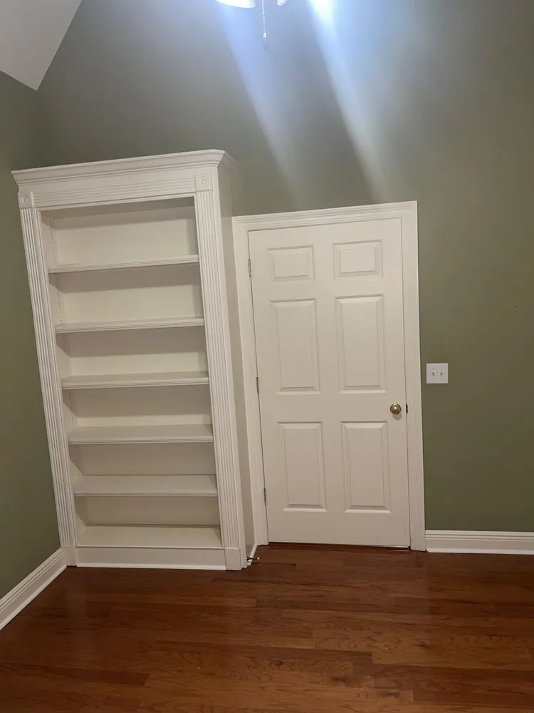 Custom landscape design for beautiful yards in Monroe, LA by Free Love Pet Walking