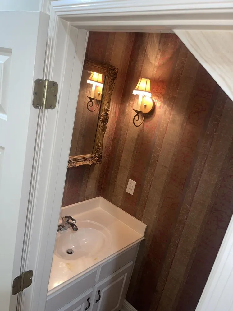 Top-rated lawn mowing service in Monroe, LA by Free Love Pet Walking