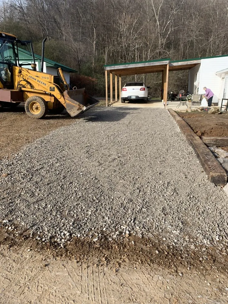 Affordable landscaping services experts serving Lewisburg, TN - Freebird Services