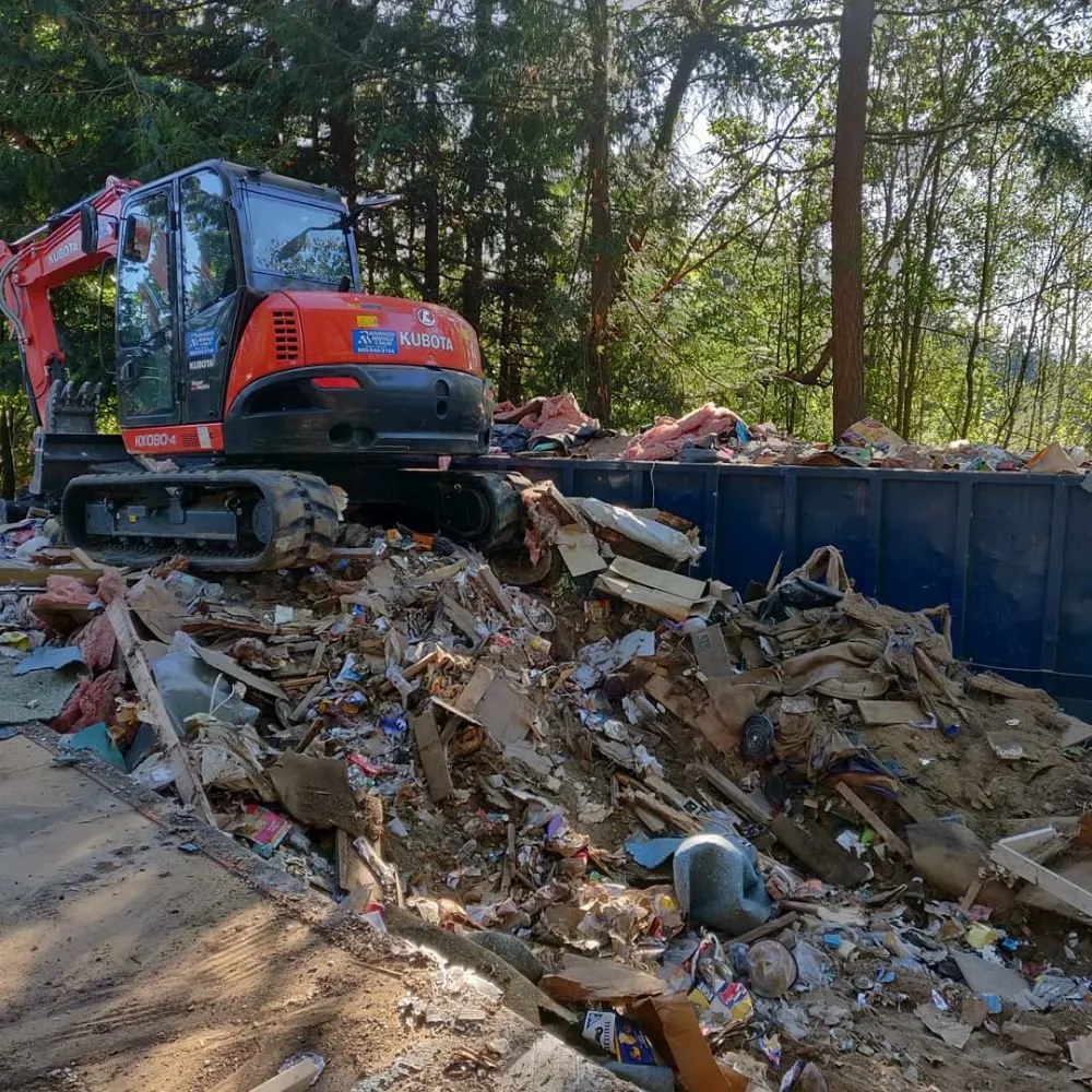 Expert yard maintenance experts serving Poulsbo, WA - Freedom Excavation