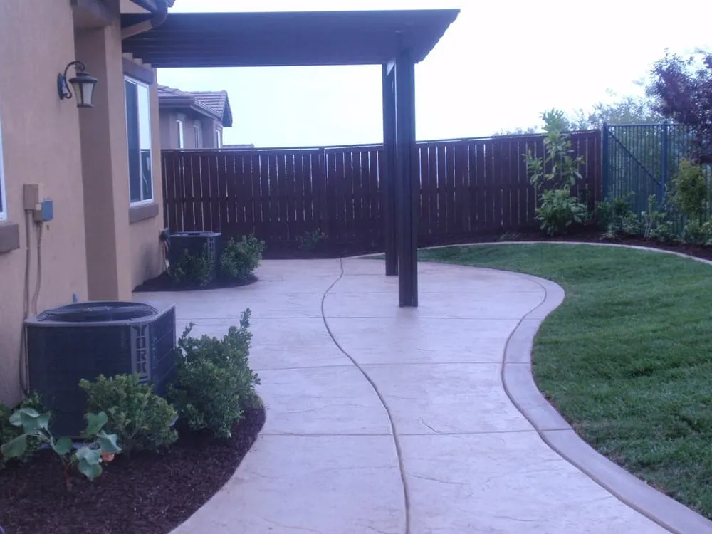 Professional yard maintenance for beautiful yards across Homeland, CA - Freedom Landscape Construction