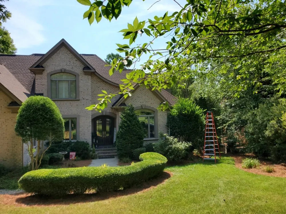 Affordable lawn mowing service experts serving Monroe, NC - Freedom Lawn Care an Landscape