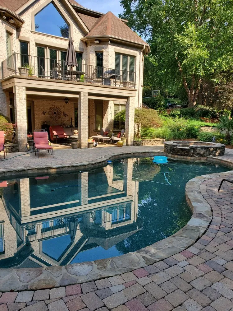 Local lawn mowing service experts serving Monroe, NC - Freedom Lawn Care an Landscape