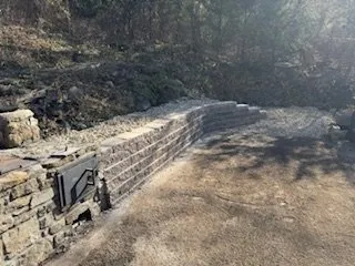 Local lawn care service in Bonner Springs, KS by Freedom Lawn care