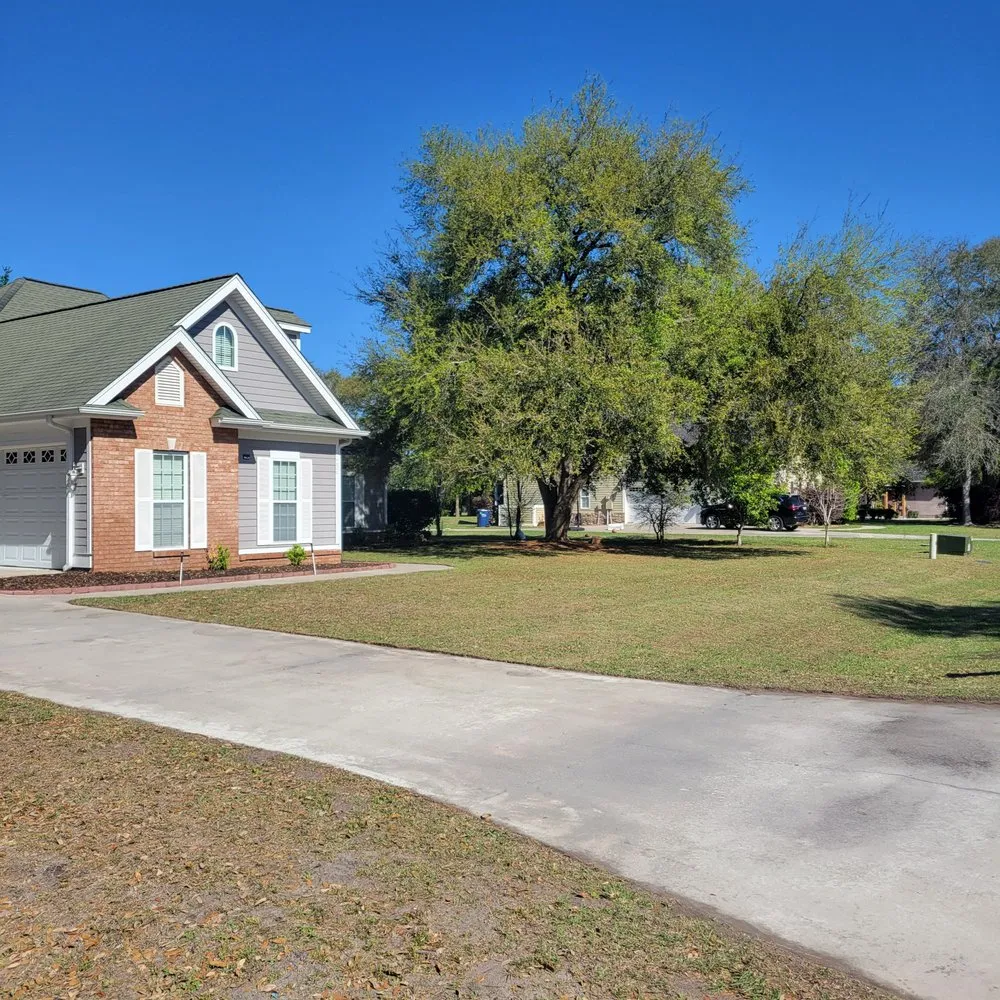 Professional lawn care service for homes across St. Marys, GA - Freedom Lawn Care