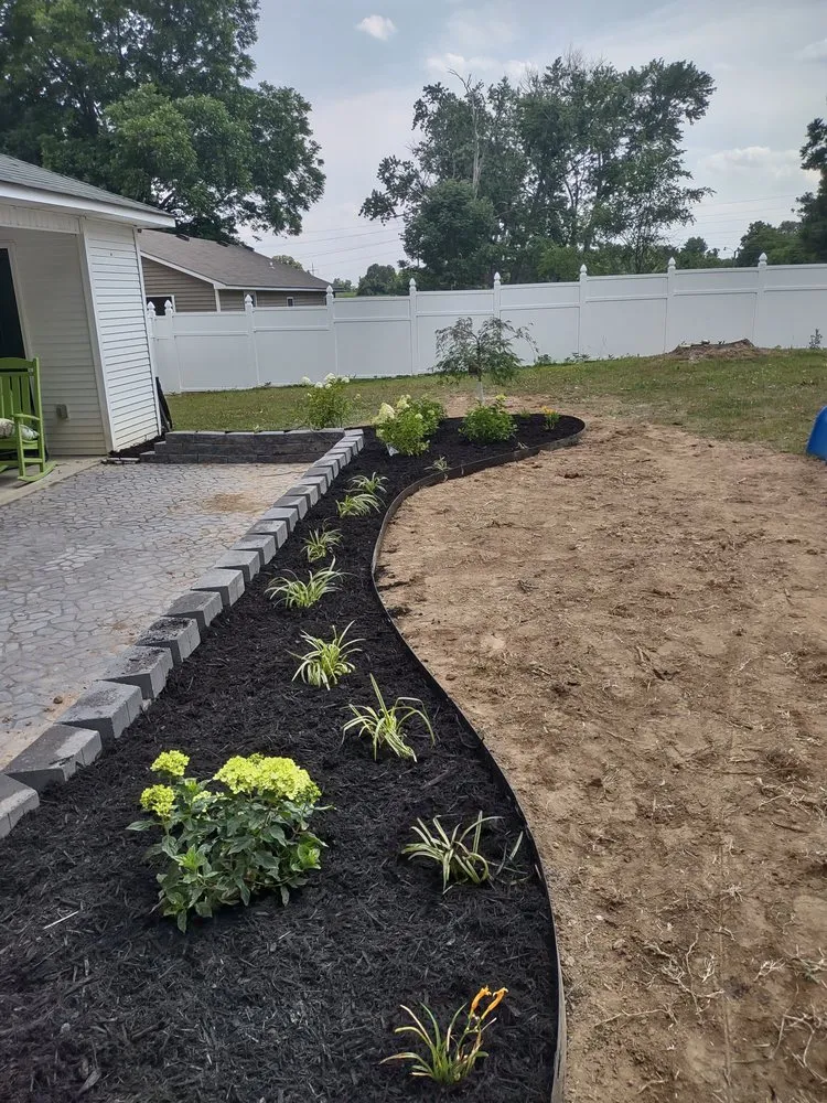 Custom lawn mowing service in Newbern, TN by Freedom Works Lawnscaping