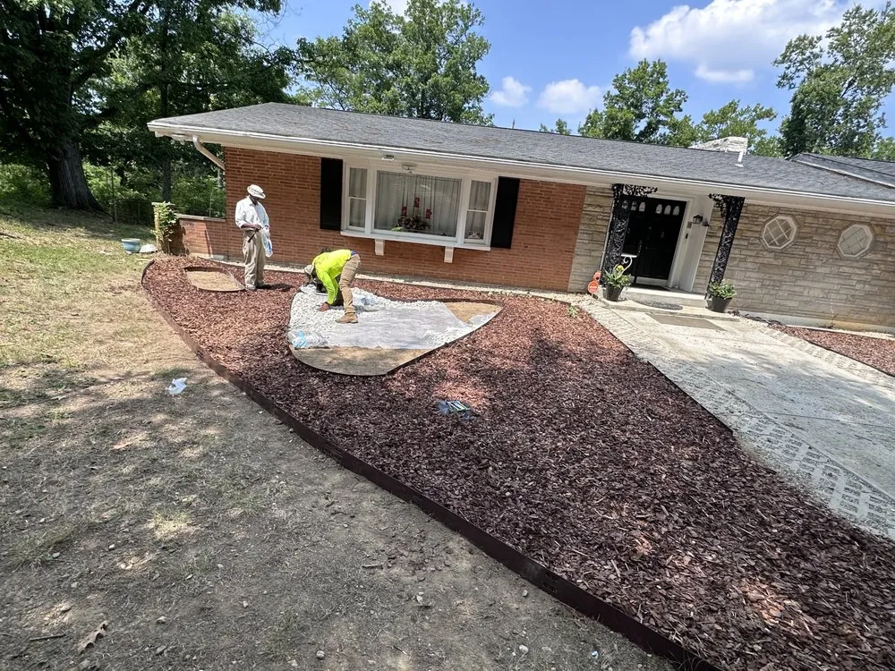 Top-rated landscaping services for residential properties in Cheviot, OH by Freeman’s Landscaping & Gardening