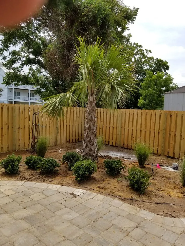 Top-rated garden landscaping for homes in Wilmington, NC by Freeman’s Landscaping