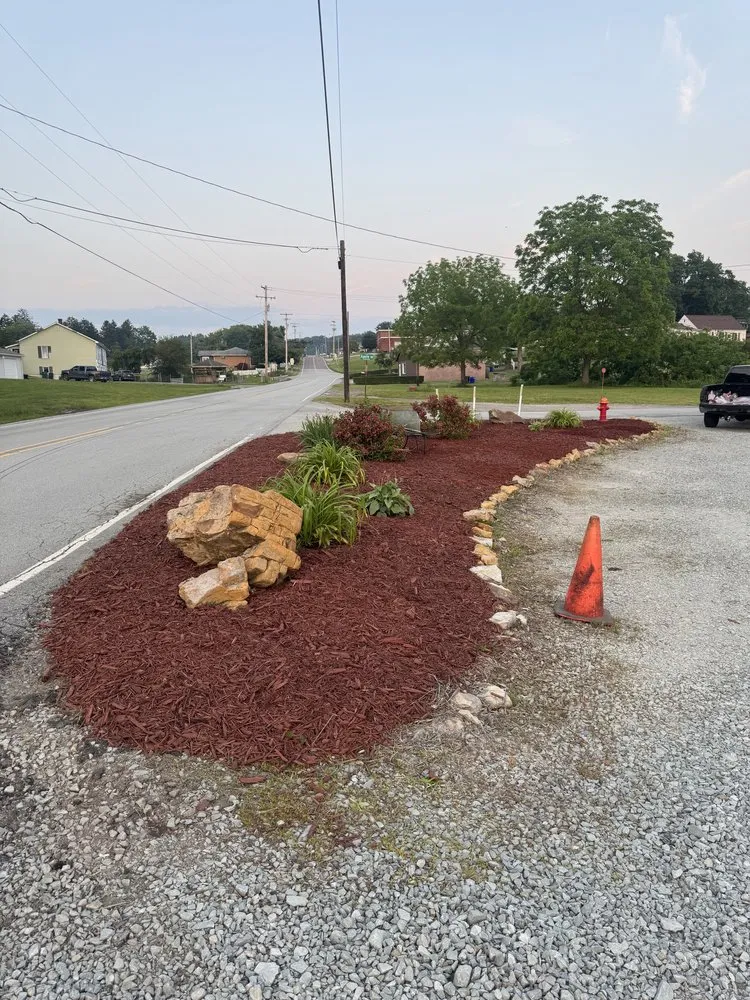 Expert residential landscaping experts serving Greensburg, PA - Freemans Lawncare And Landscaping