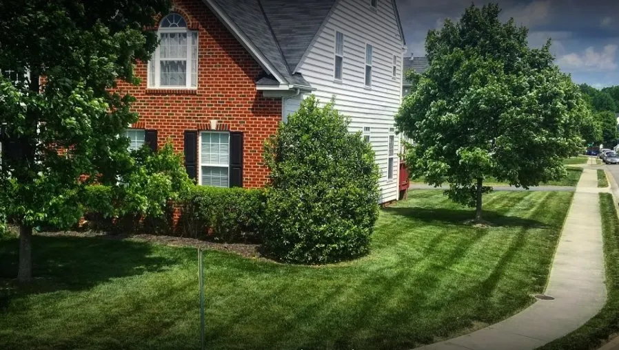 Expert outdoor landscaping experts serving Richmond, VA - Freemans Pressure Washing & Lawn Care