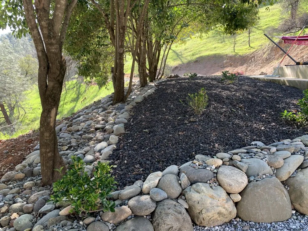 Affordable outdoor landscaping experts serving Redding, CA - Freestyle Landscaping