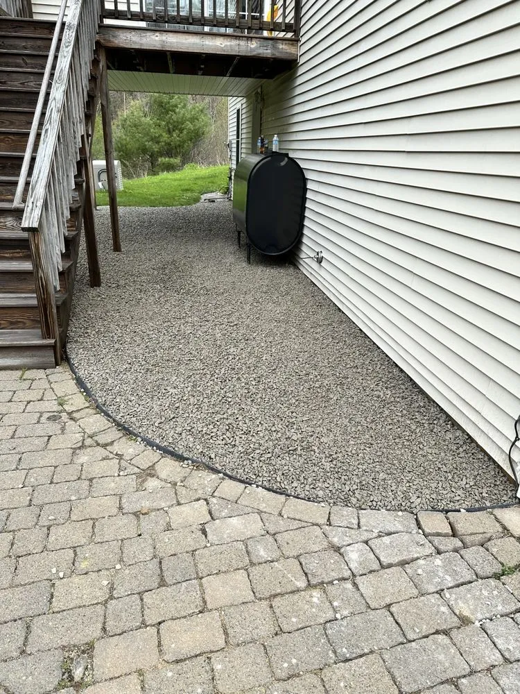 Reliable garden landscaping in Loudon, NH by Frenette Farm