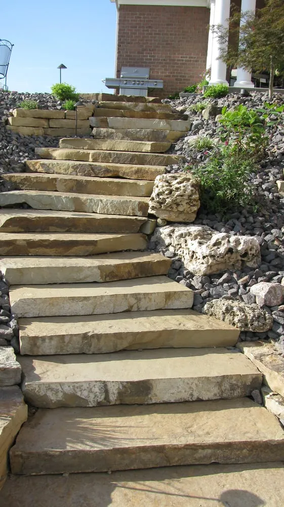 Expert yard maintenance experts serving Quincy, IL - Frese Ornamental Nursery