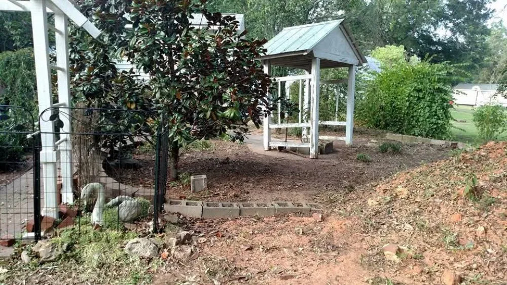 Local lawn care service in Travelers Rest, SC - Fresh And Green