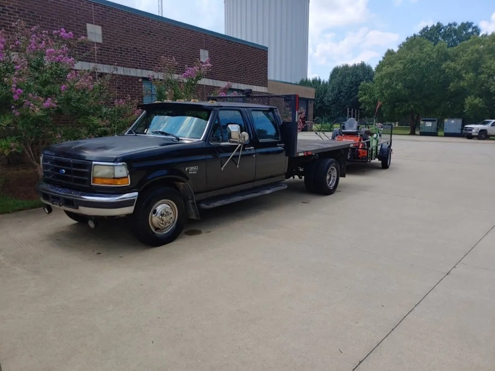 Top-rated lawn mowing service with custom design in Thomasville, NC by Fresh Clips Mowing