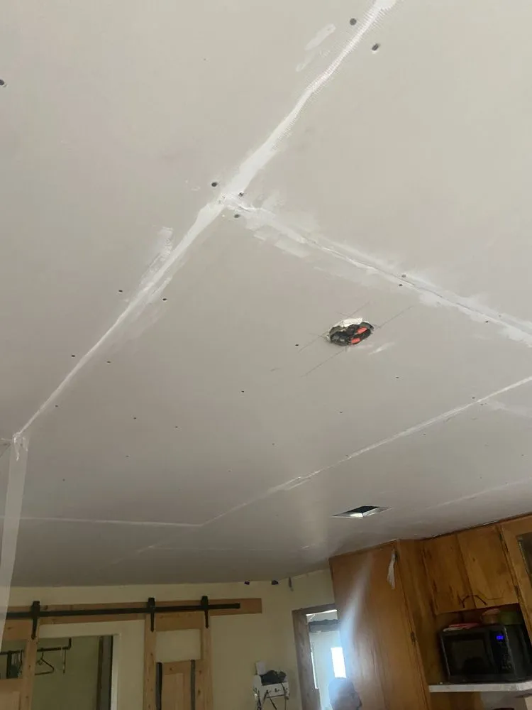 Top-rated outdoor landscaping for residential properties across El Campo, TX - Fresh Coat Solutions