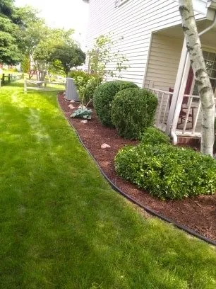 Expert lawn mowing service in Herndon, VA - Fresh Cut Landscaping