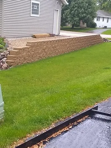 Professional lawn care service in Herndon, VA by Fresh Cut Landscaping