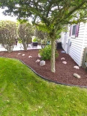Professional yard maintenance experts serving Herndon, VA - Fresh Cut Landscaping