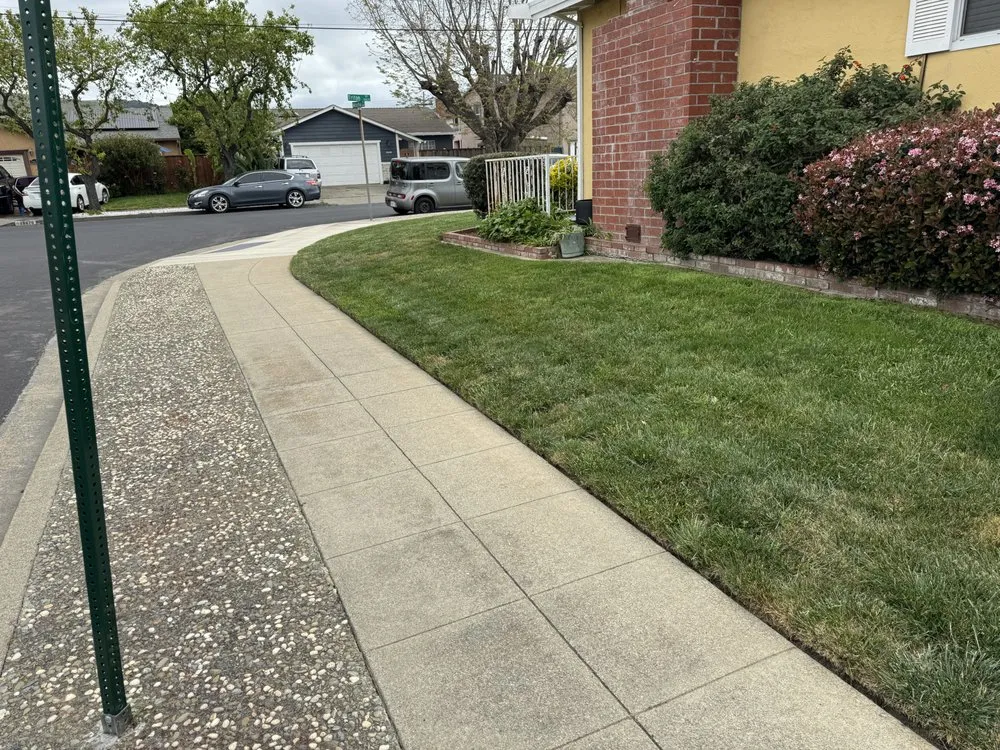 Custom yard maintenance for beautiful yards across Hayward, CA - Fresh Cut Lawns & Landscapes