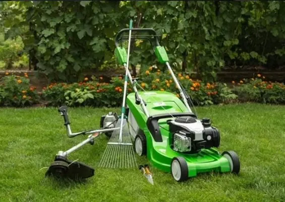 Fresh Cut Mowing Logo