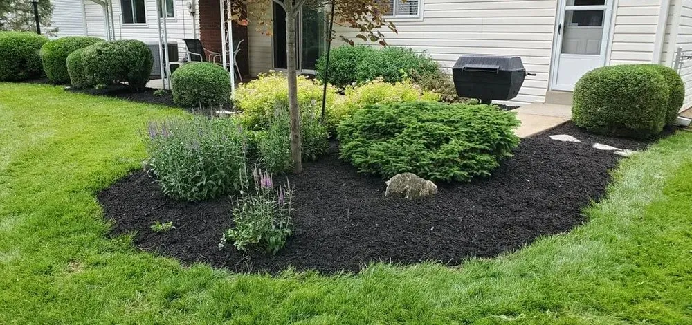 Local garden landscaping in Florissant, MO - Fresh Cut Quality Lawn Care