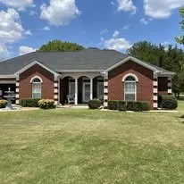 Top-rated landscaping services in Moulton, AL by Fresh Cut Services