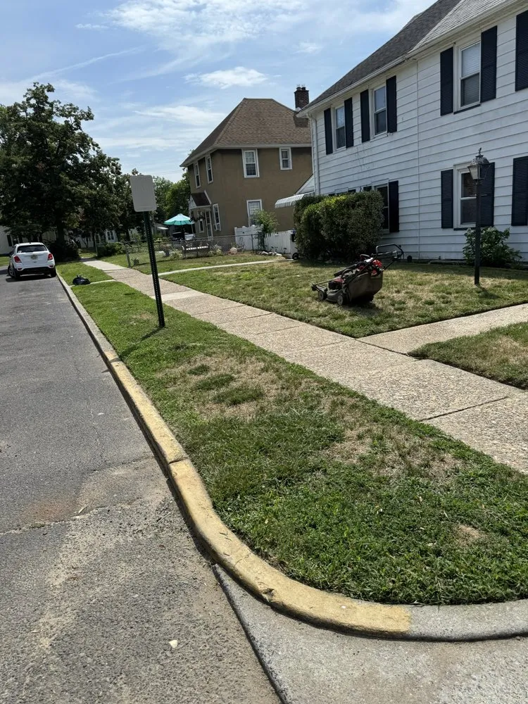 Professional lawn care service in Brooklawn, NJ by Fresh Cuts