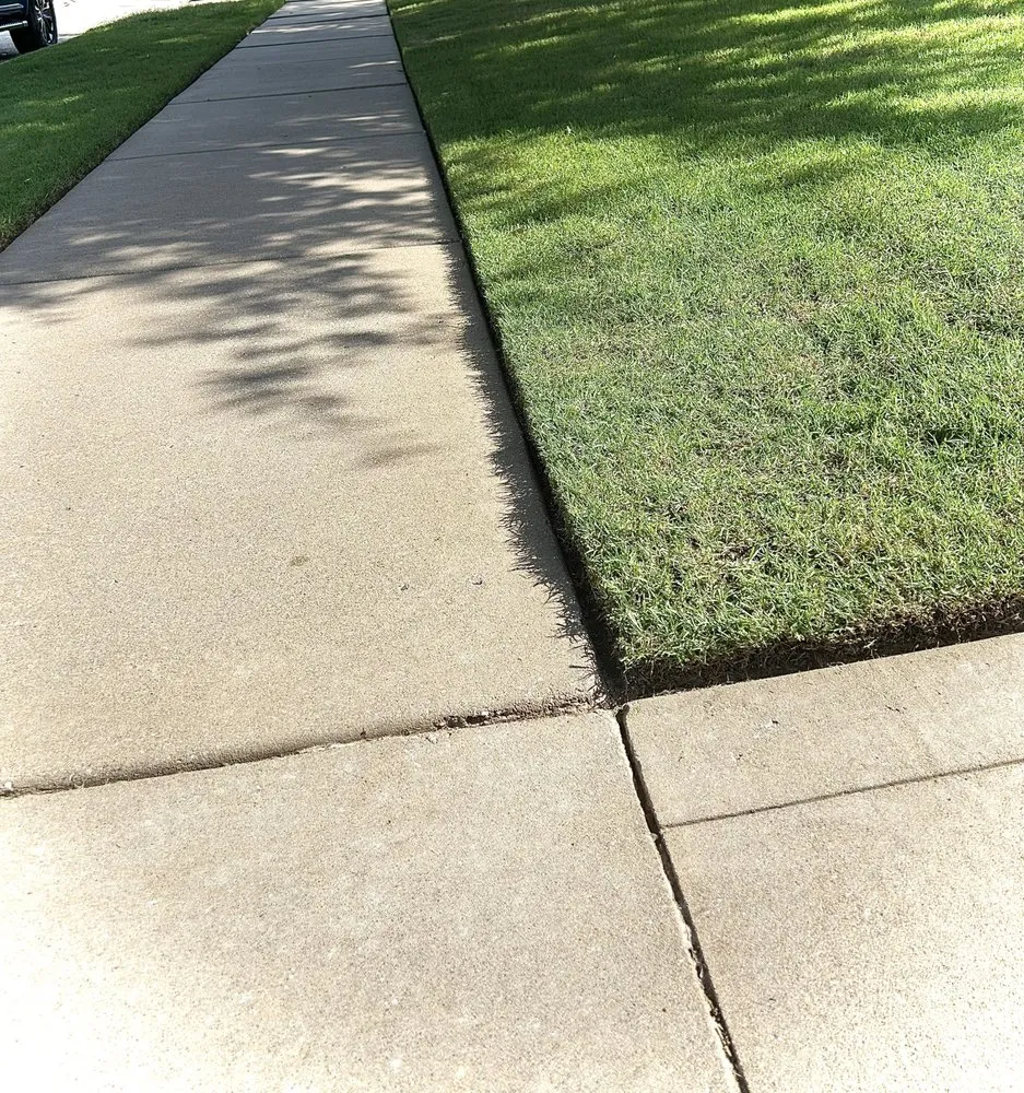 Local landscaping services in Bixby, OK by Fresh Cuts Lawn Care Service