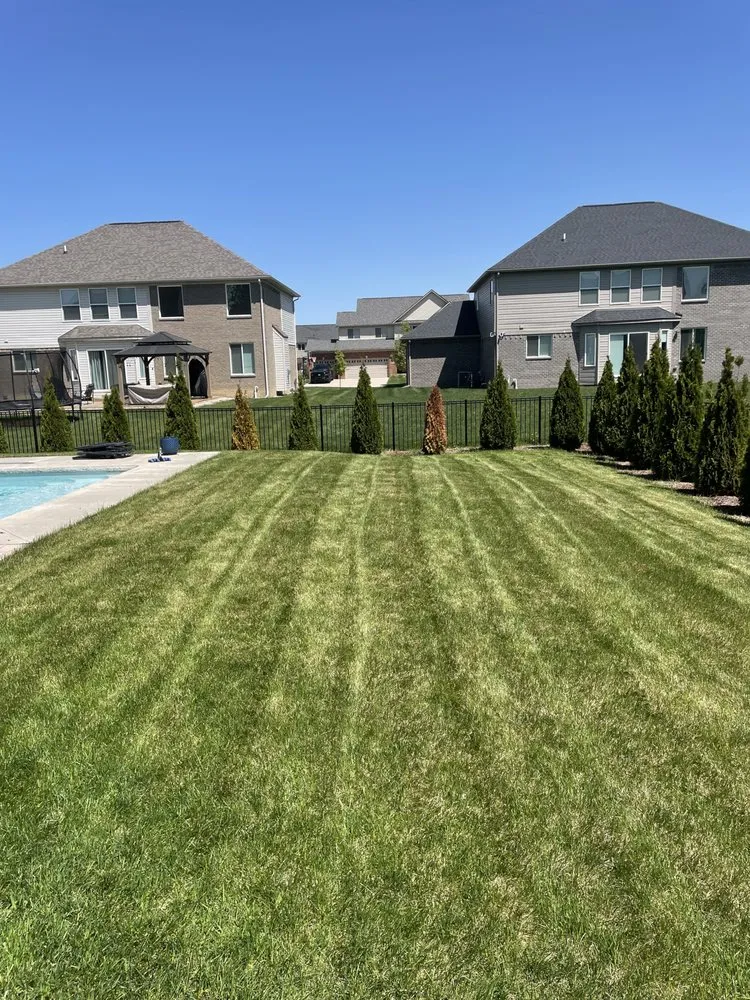 Local yard cleanup service for homes in Taylor, MI by Fresh Cuts Lawn Service
