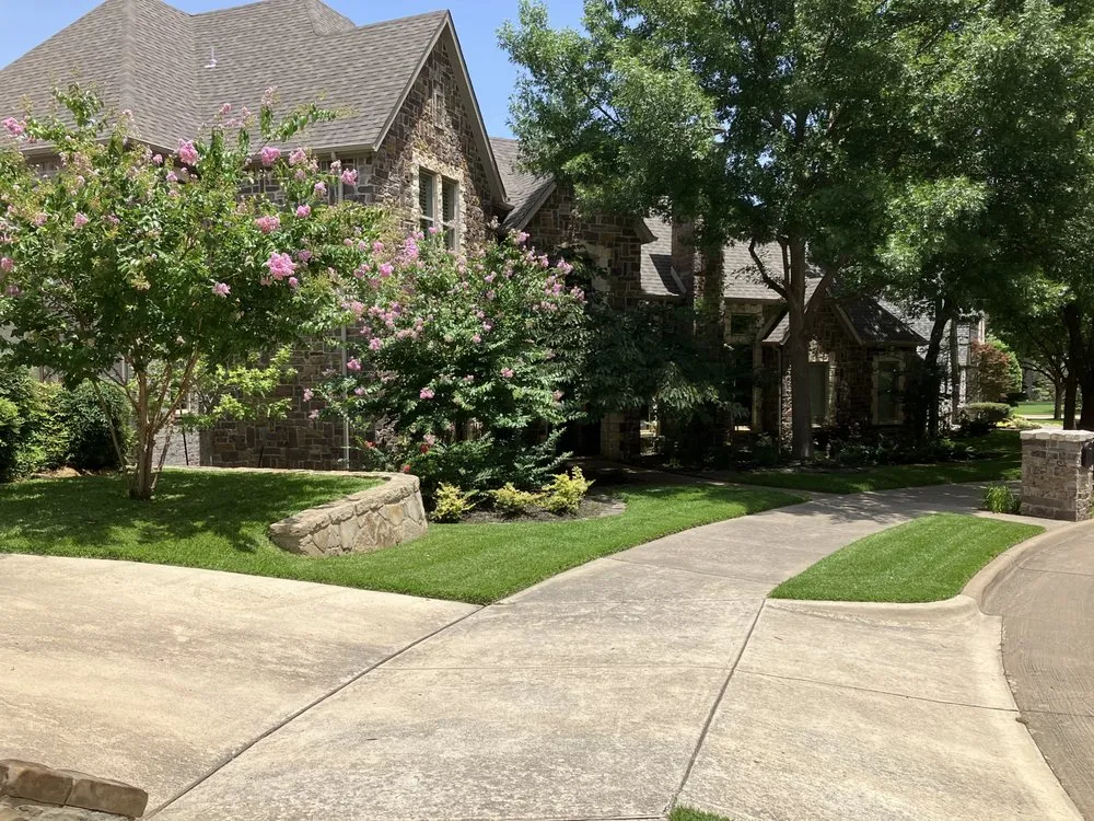 Affordable landscape installation experts serving Whitewright, TX - Fresh Cutz