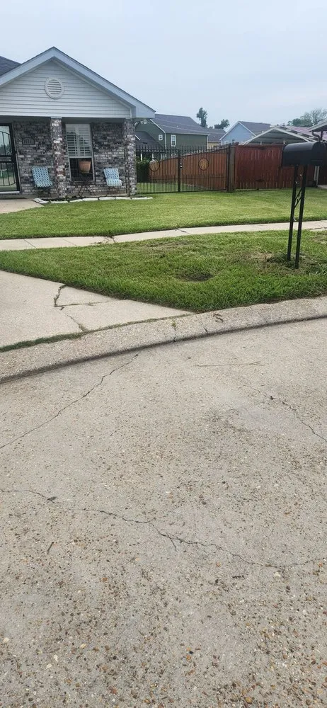 Professional outdoor landscaping for homes across River Ridge, LA - Fresh Kutz Lawncare & Landscape