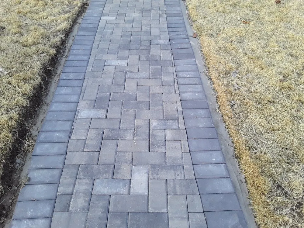 Expert garden landscaping in Jamaica, NY by Fresh Lawns & Tree Service